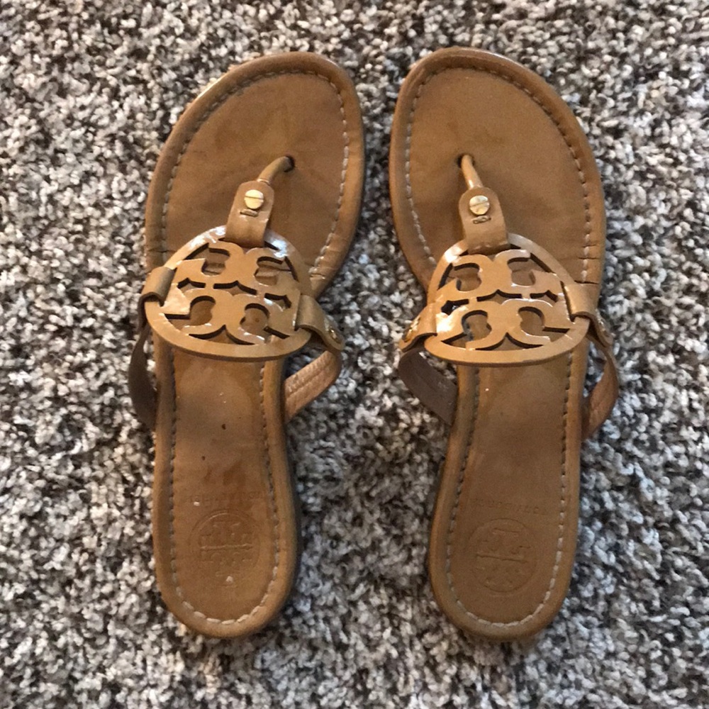 tory burch miller patent leather tan sandals